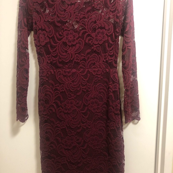 Short elegant dress - Picture 3 of 5